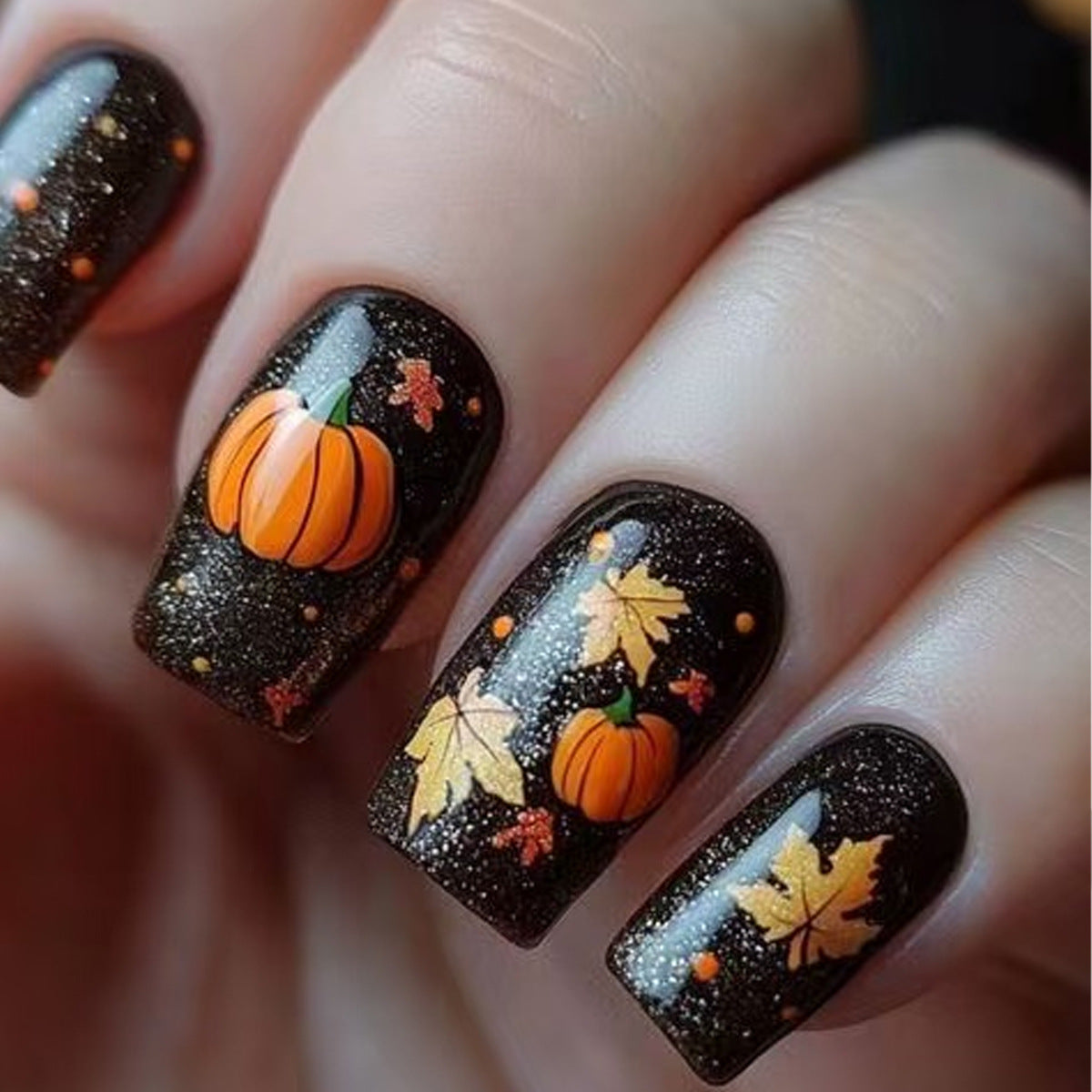 24pcs/Set Short Autumn-Winter Maple Leaf & Pumpkin Press On Nails
