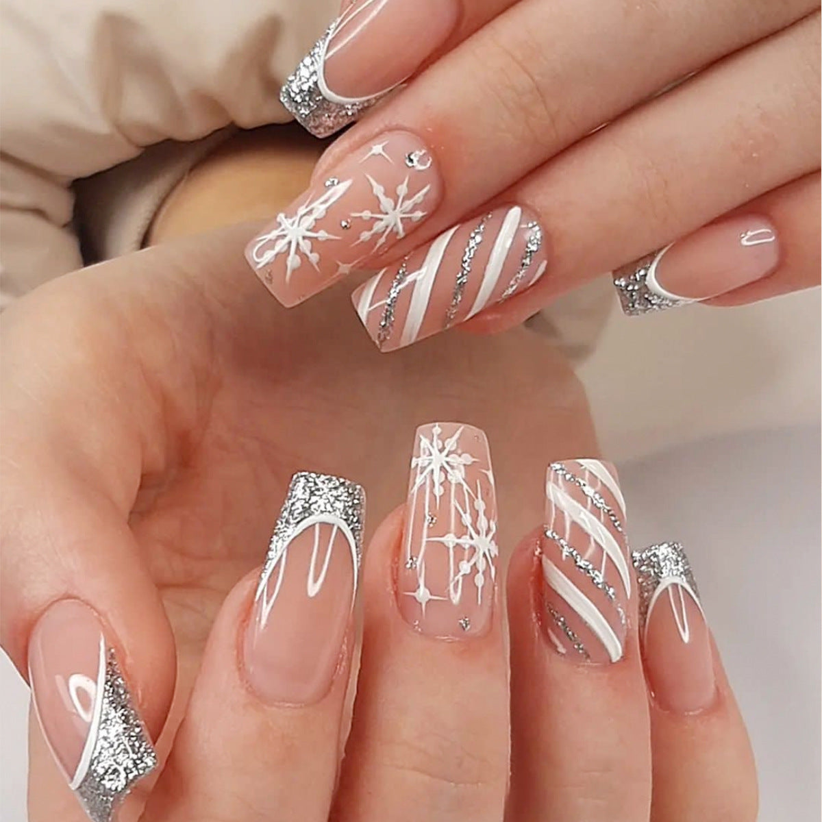 24pcs/Set Christmas Nude Glitter French Tip with Snowflakes Press-On Nails