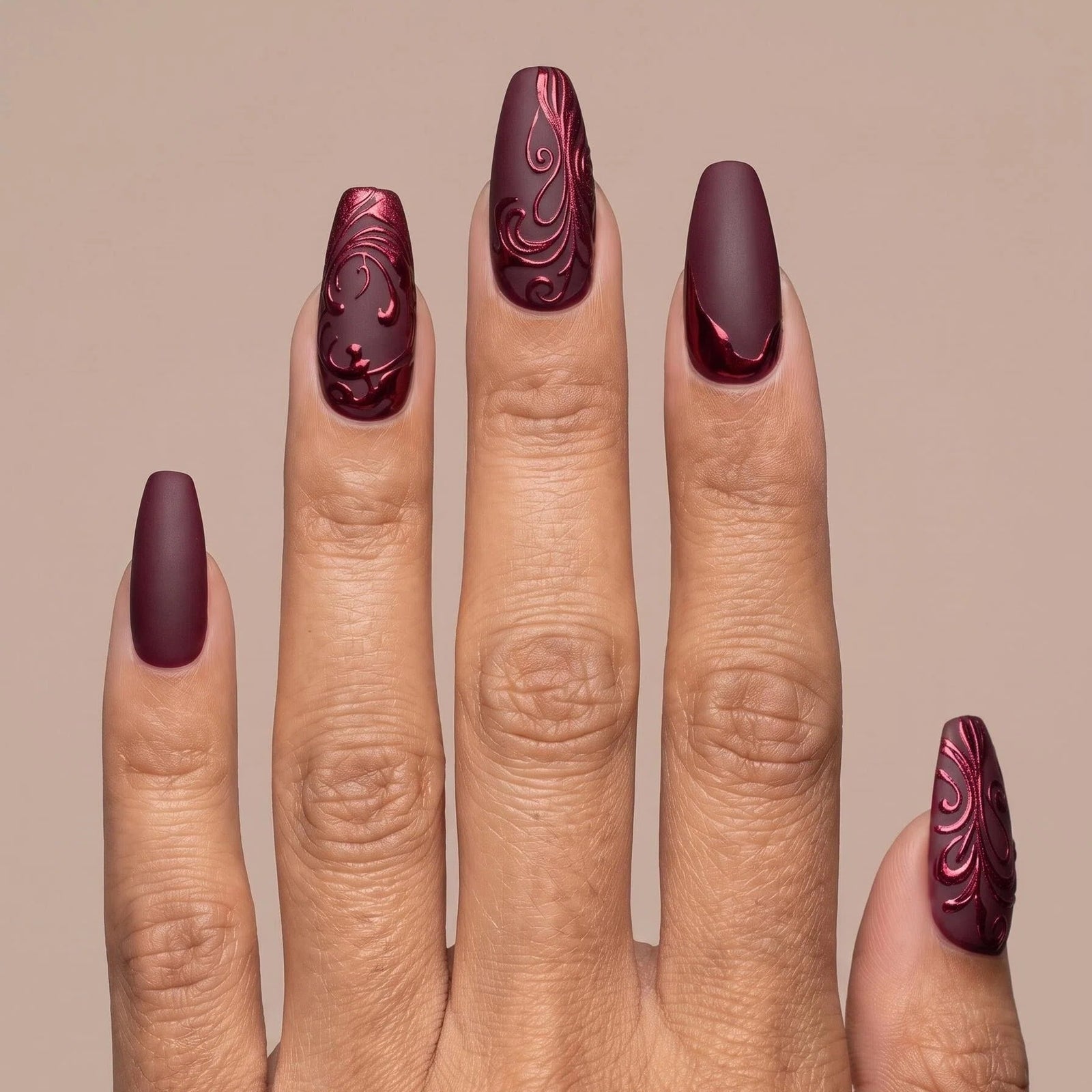 24pcs/Set Dark Red Vine Press-On Nails