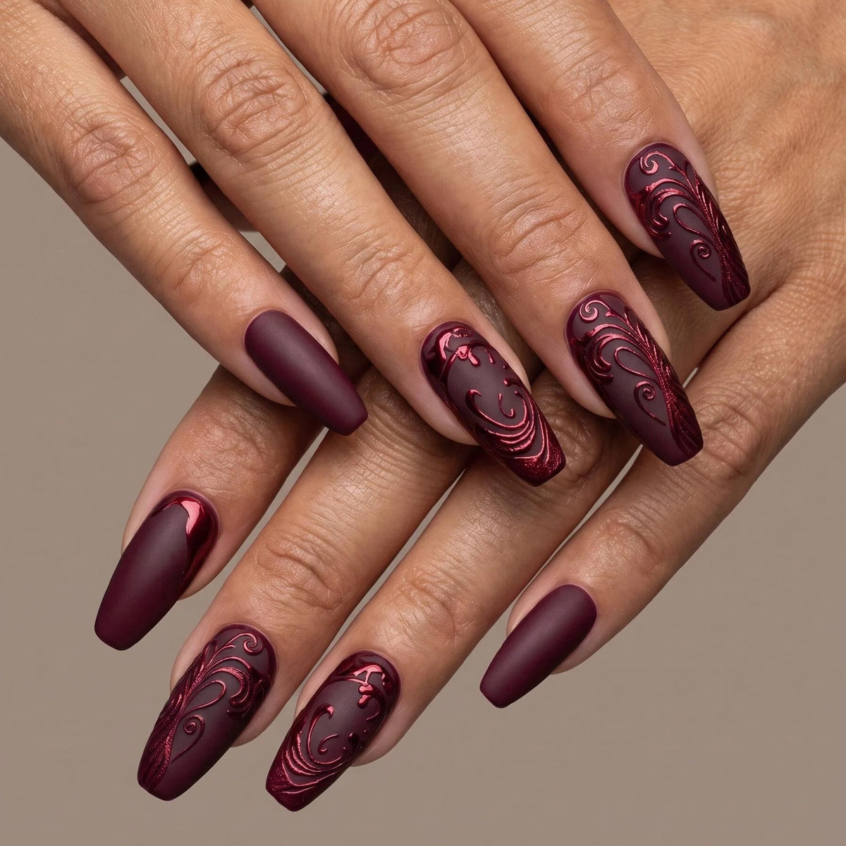 24pcs/Set Dark Red Vine Press-On Nails