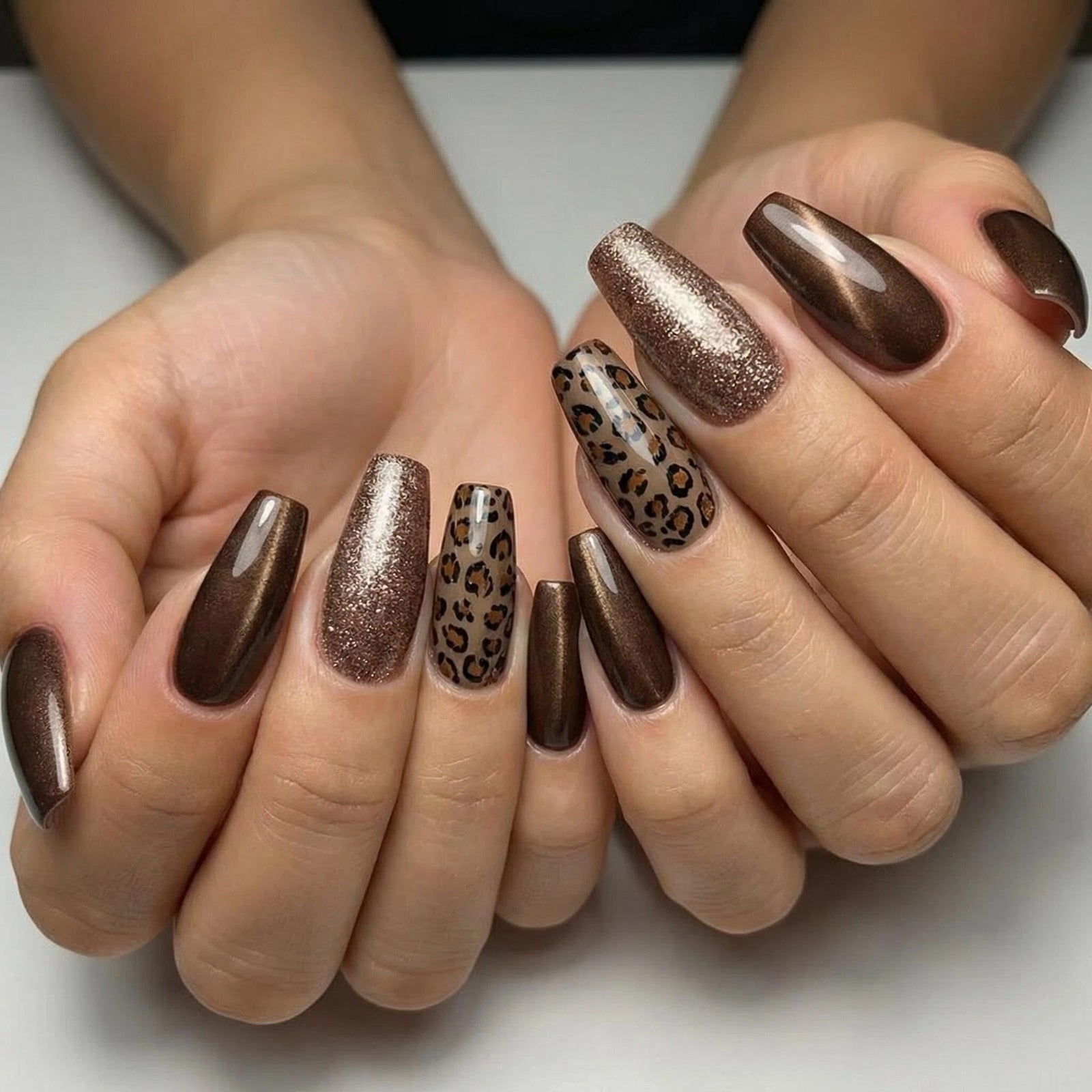 24pcs/Set Caramel Glitter Leopard Press-On Nails