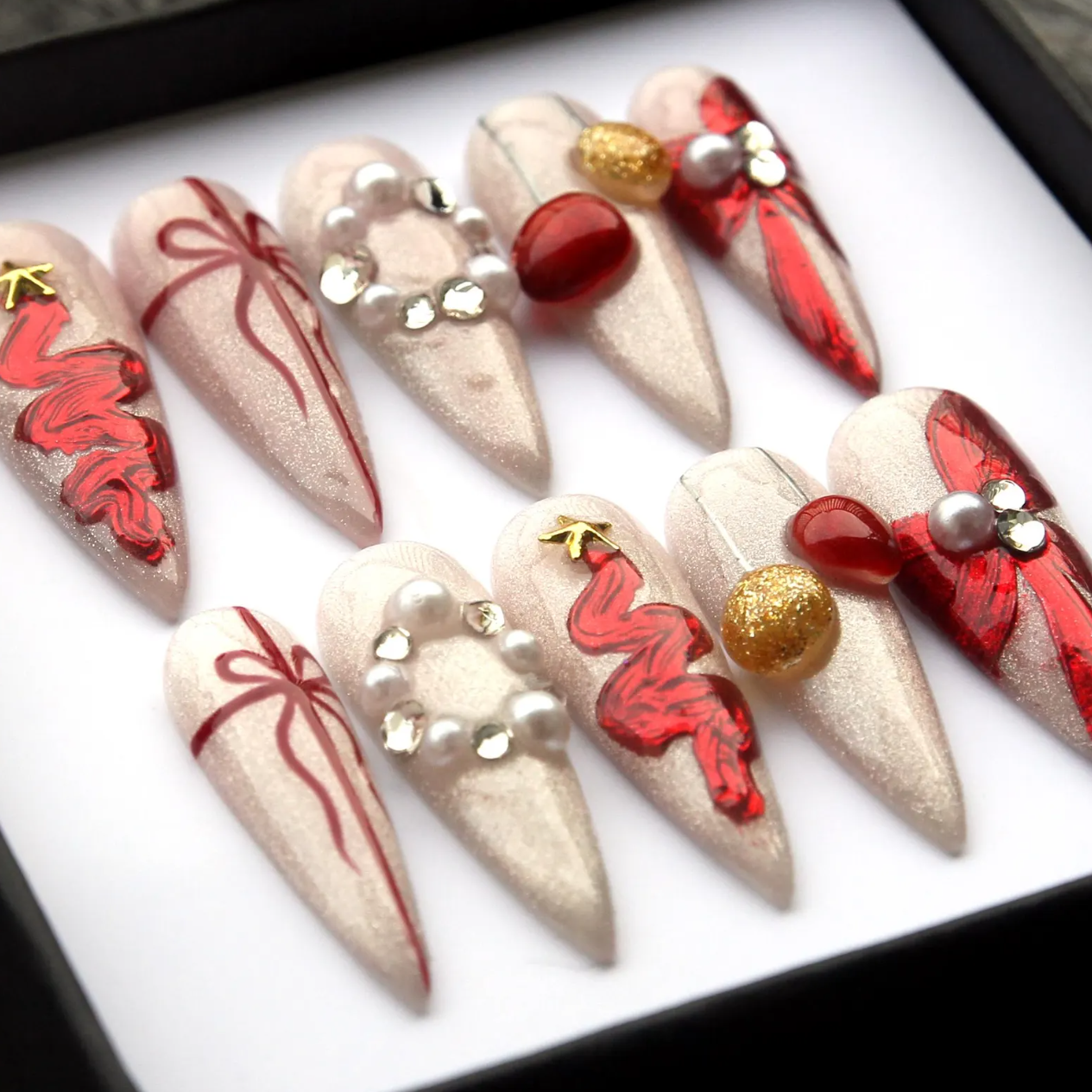 (Handmade) 10pcs/Set Christmas 3D Bow Tree & Balloon Press On Nails