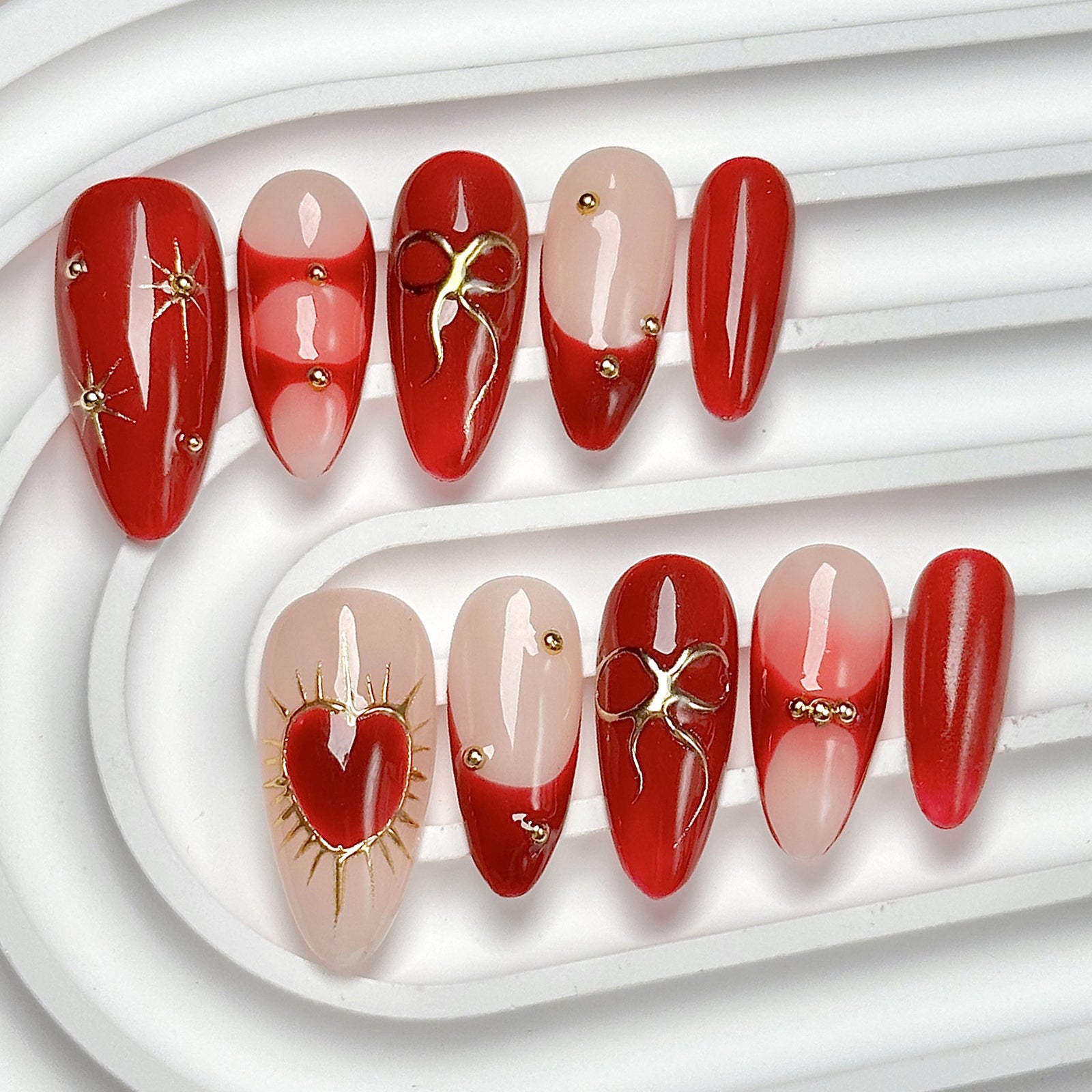 (Handmade) 10pcs/Set Red French Tips with Gold Foil Bow Press-On Nails