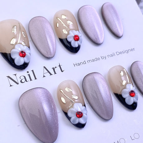(Handmade) 10pcs/Set 3D Floral Gilded Cat Eye Press-On Nails