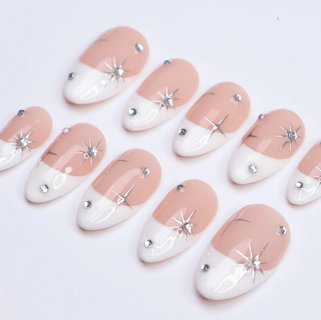 (Handmade) 10pcs/Set Shimmering Silver Stars Press on Nails