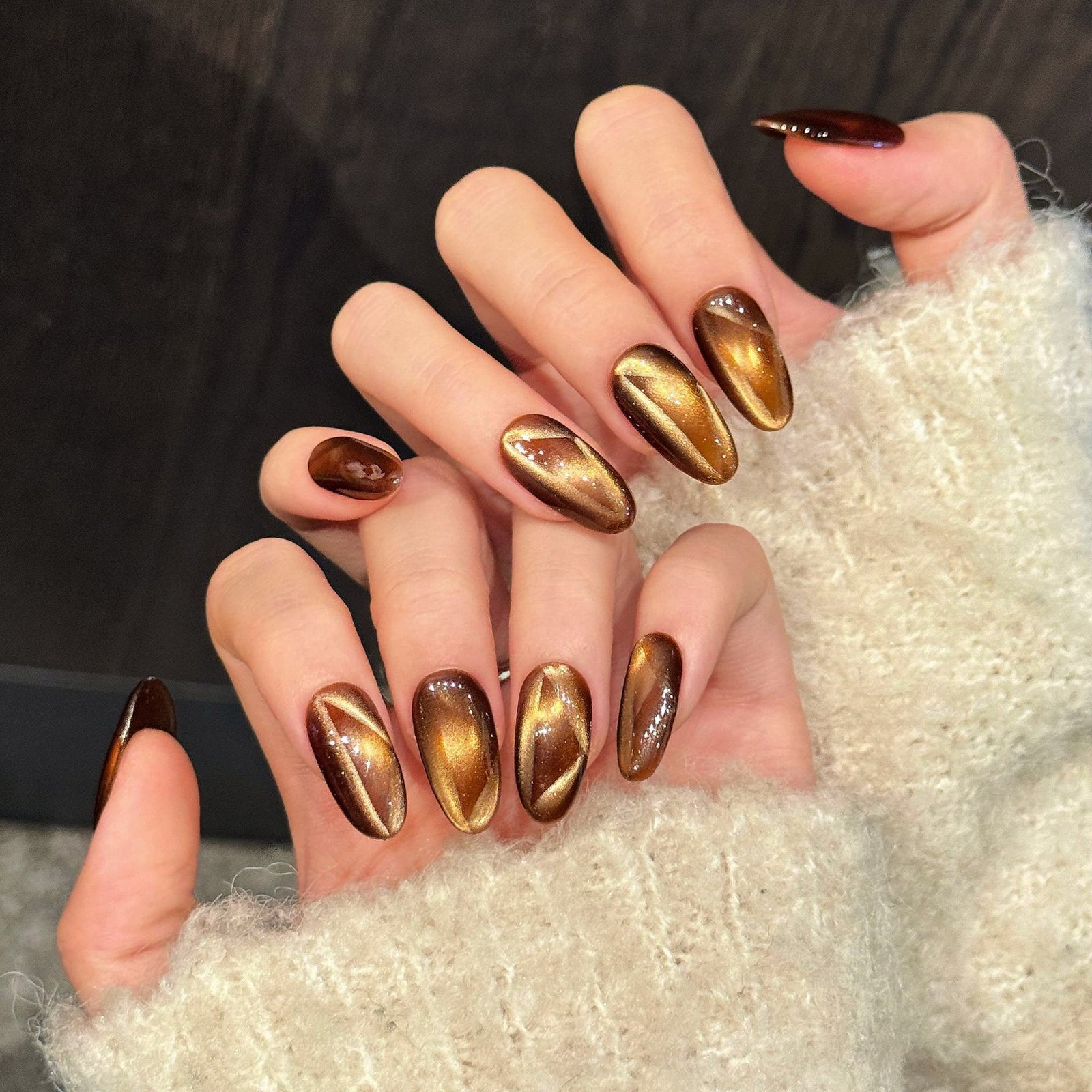 (Handmade) 10pcs/Set Amber Cat Eye Press-On Nails