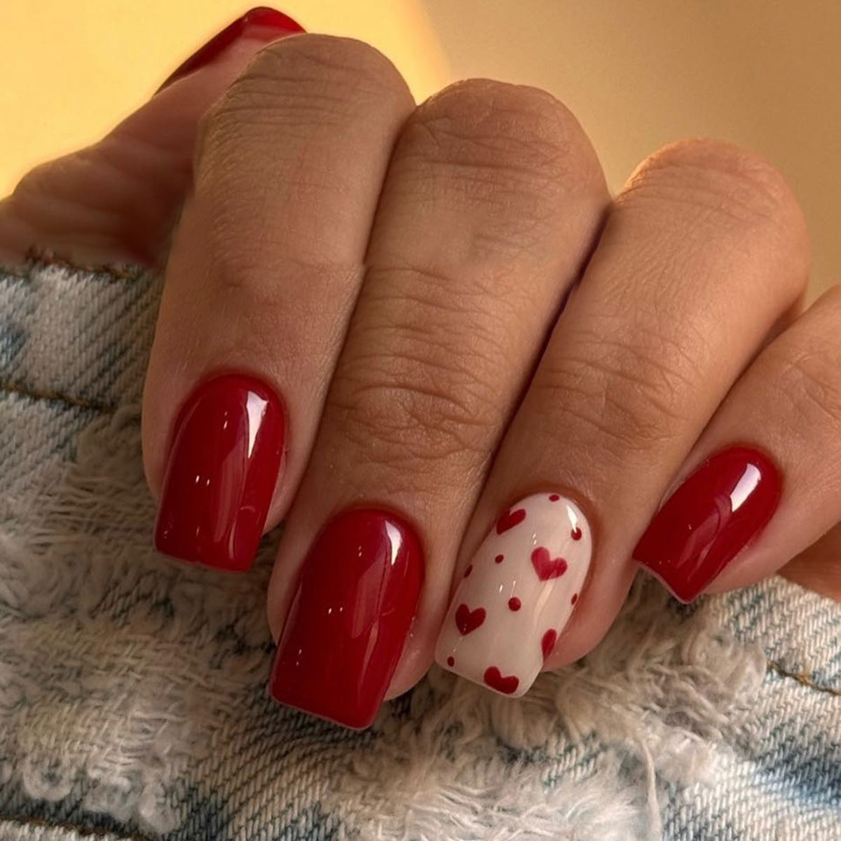 24pcs/Set Red Polka Heart Nails Press-On Nails