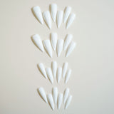 24pcs/Set Pointed White Press-On Nails