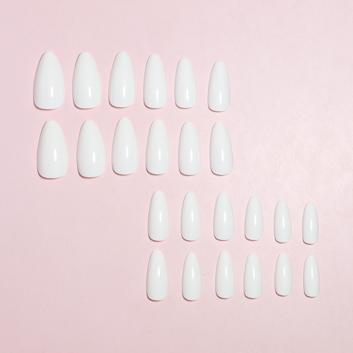 24pcs/Set White Press-On Nails