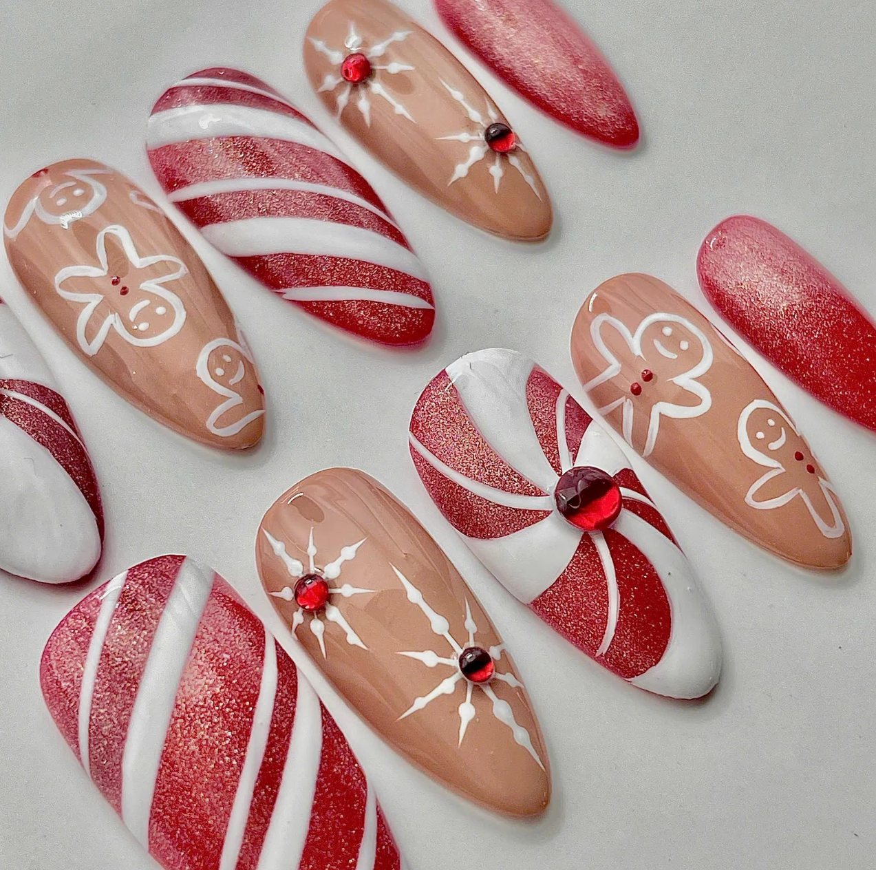 (Handmade) 10pcs/Set Christmas Gingerbread Candy Cane Glitter Press On Nails