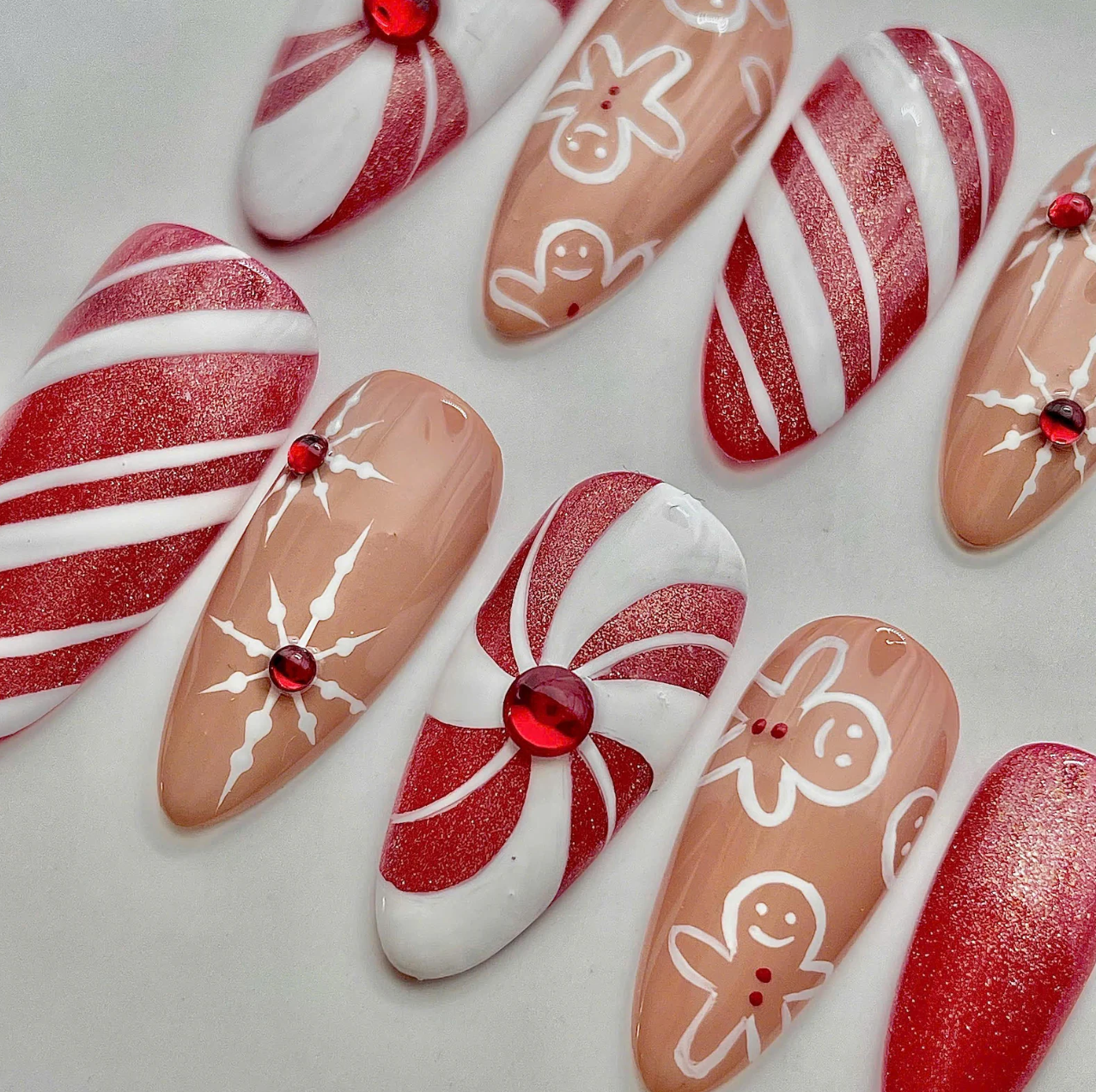 (Handmade) 10pcs/Set Christmas Gingerbread Candy Cane Glitter Press On Nails