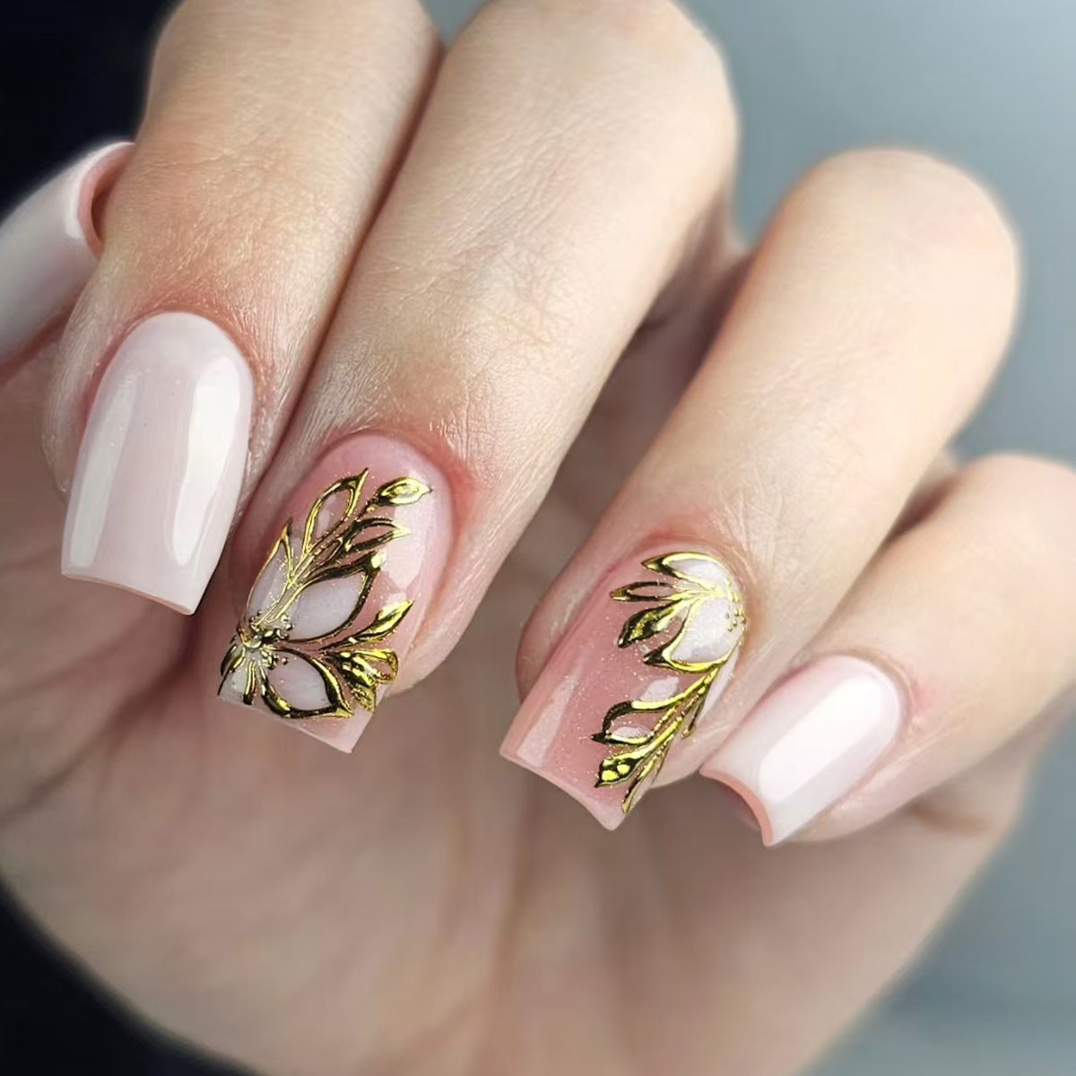 24pcs/Set Gold Foil Butterfly Press-On Nails