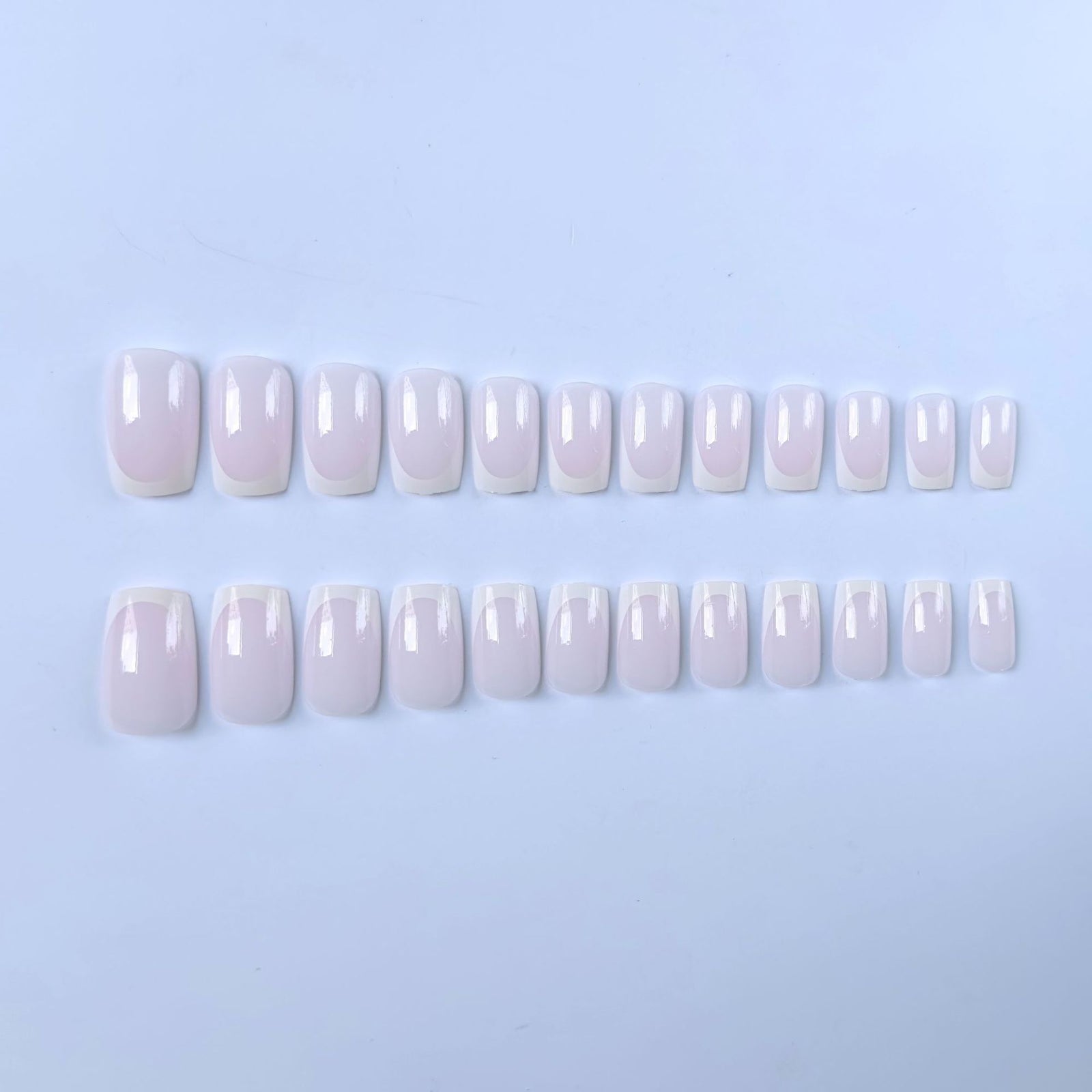 24pcs/Set White Edge French Press-On Nails