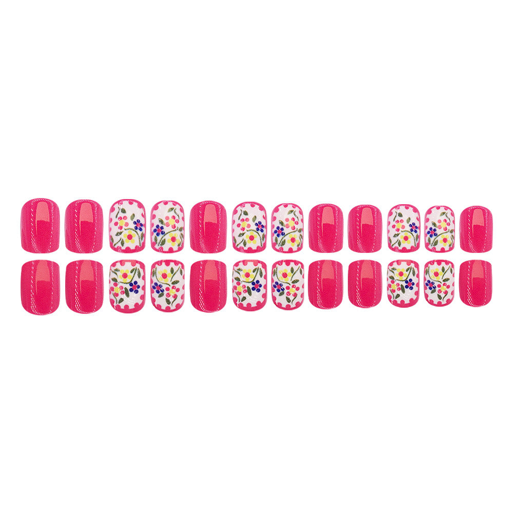 24pcs/Set Pink Glossy Cute Little Flowers Press-On Nails