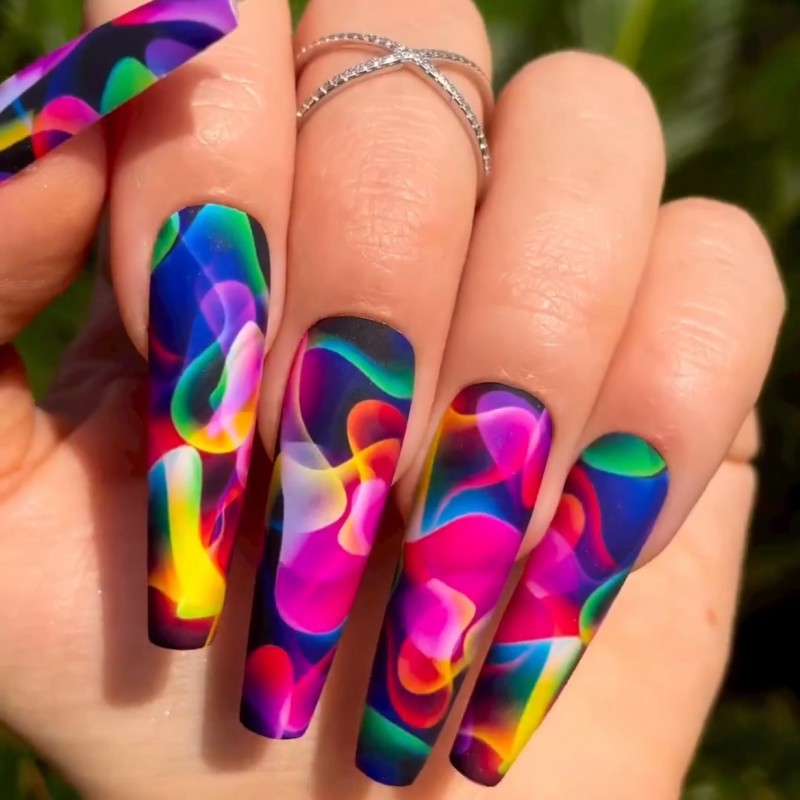 24pcs/Set Extra Long Water Ripple Rainbow Press-On Nails