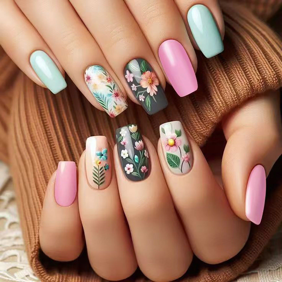 24pcs/Set Multicolor Flowers Press-On Nails