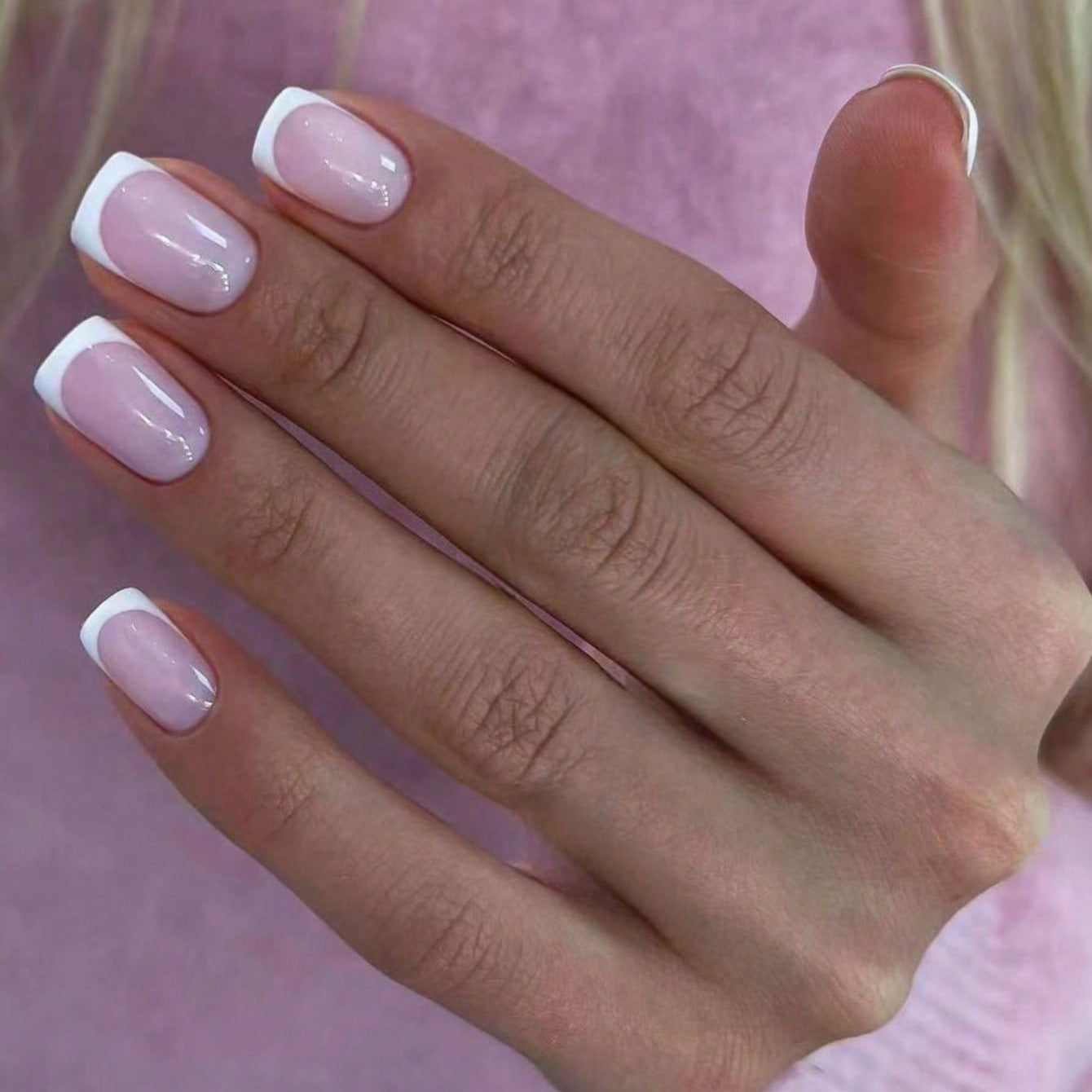 24pcs/Set White Edge French Press-On Nails