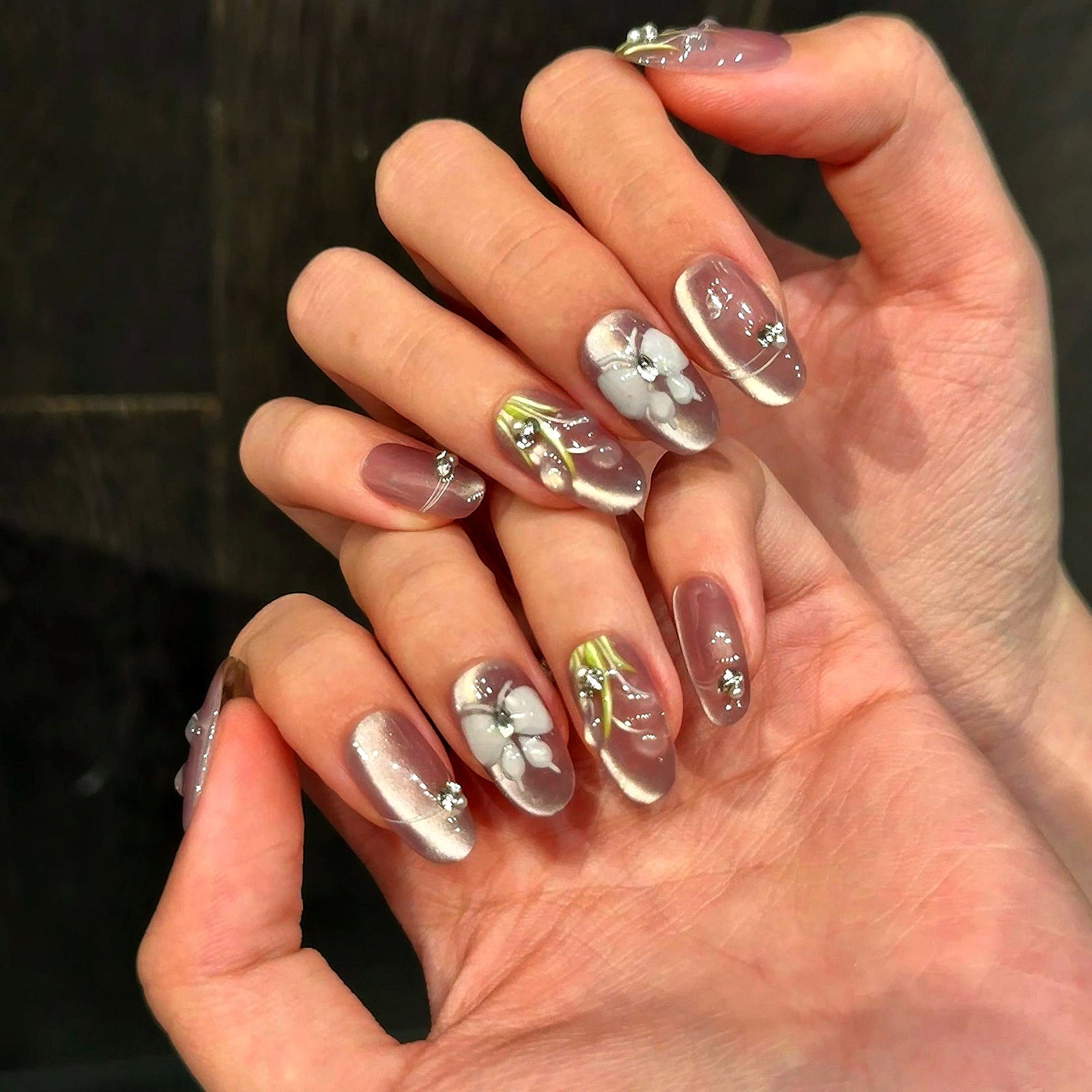 (Handmade) 10pcs/Set Purple Tulip 3D Butterfly Cat-Eye Press-On Nails