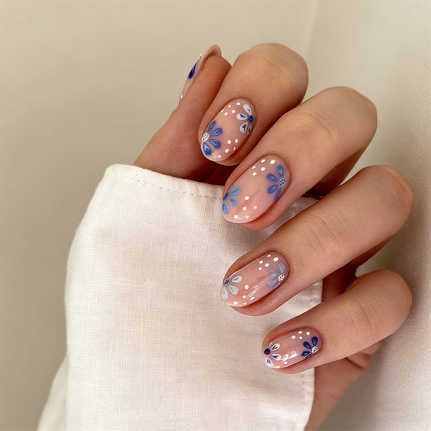24pcs/Set Summer Blue Flowers Press-On Nails
