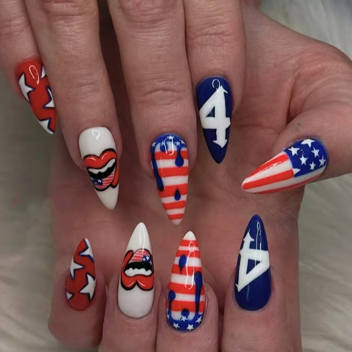 24pcs/Set Star Blue White Independence Day Press-On Nails