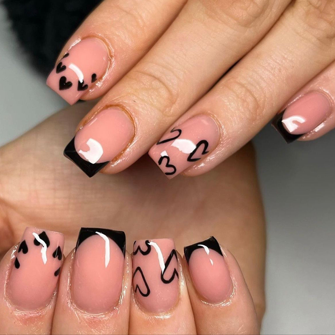 24pcs/Set Black Short French Heart Tips Press On Nails