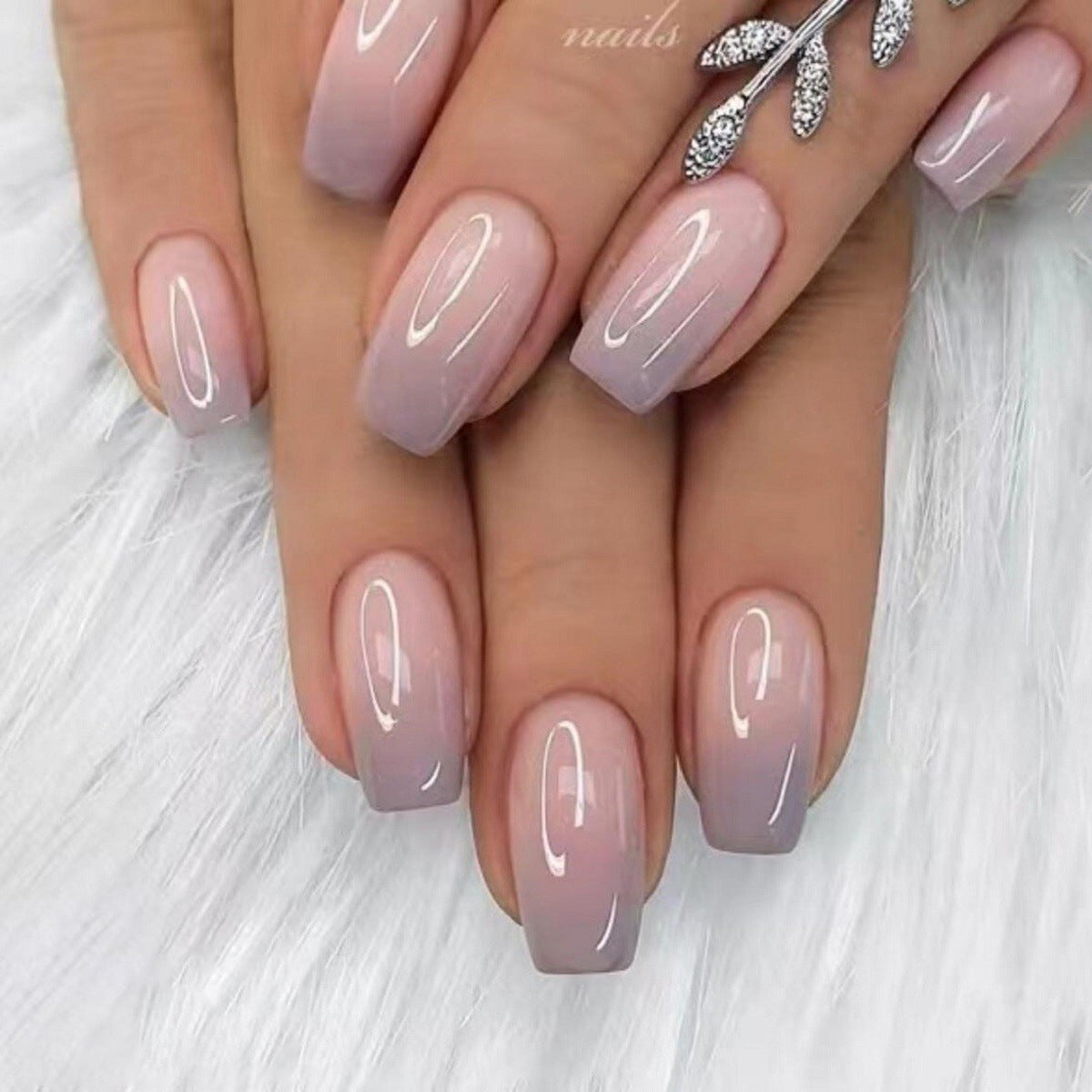 24pcs/Set Gray Gradient Press-On Nails