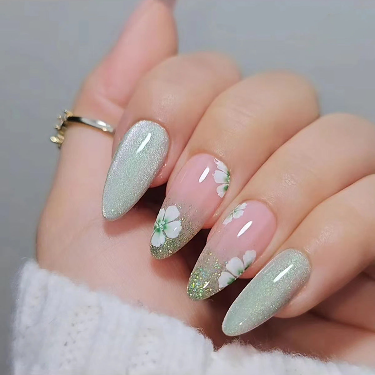 24pcs/Set Green Flowers Press-On Nails