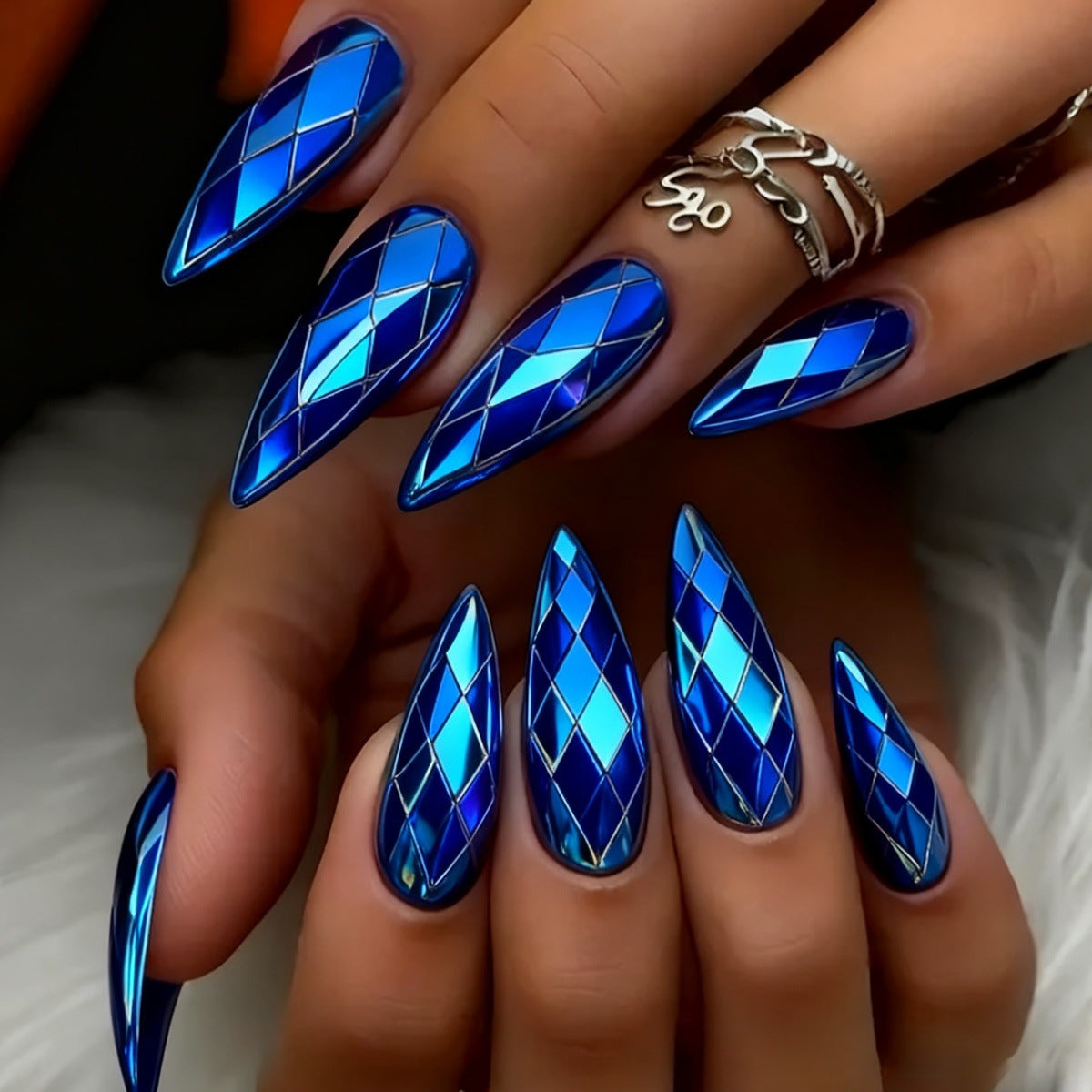 24pcs/Set Blue 3D Faceted Chrome Press-On Nails