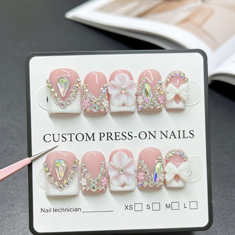 (Handmade) 10pcs/Set White 3D Carved Floral French Press-On Nails