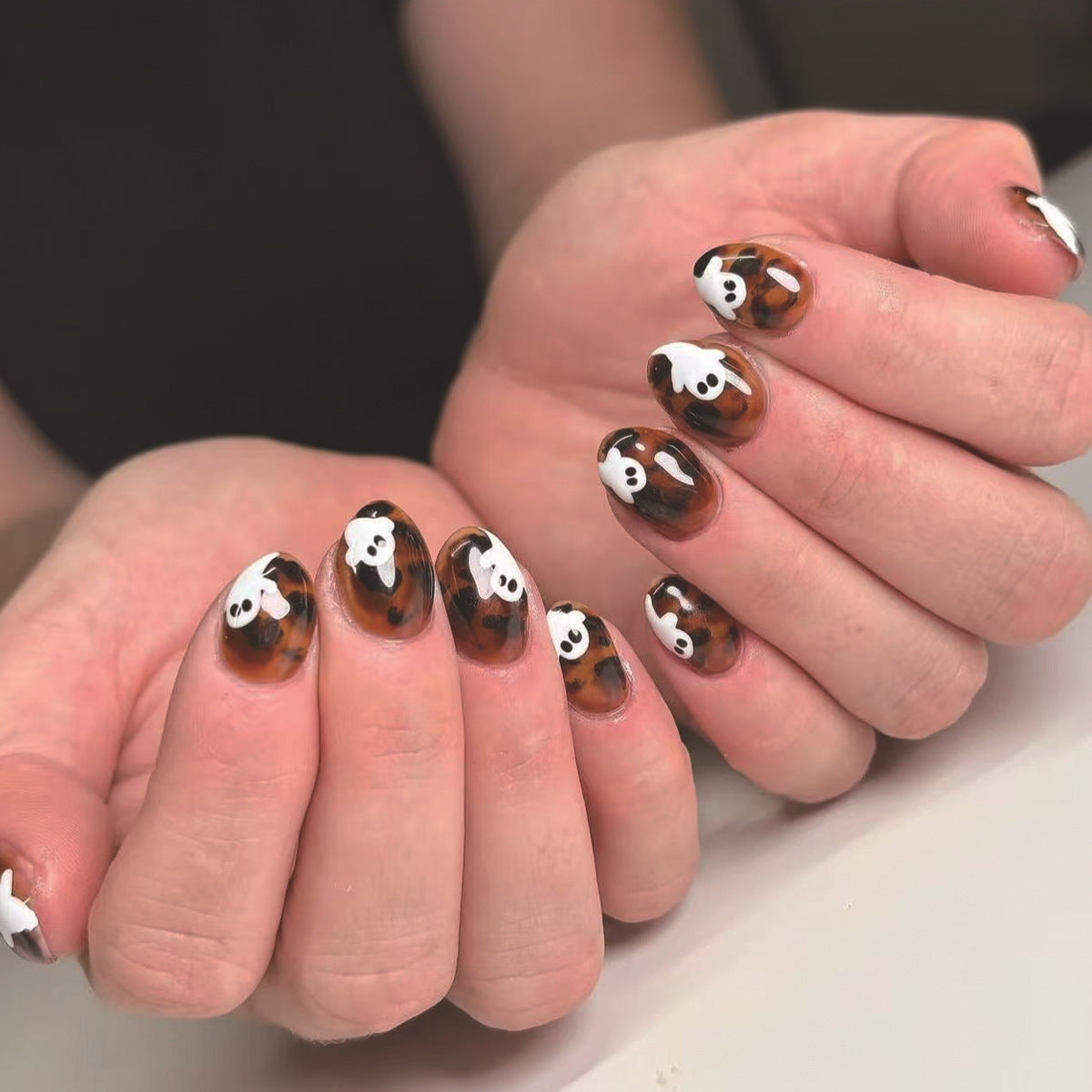 24pcs/Set Amber Ombre Ghost Press On Nails