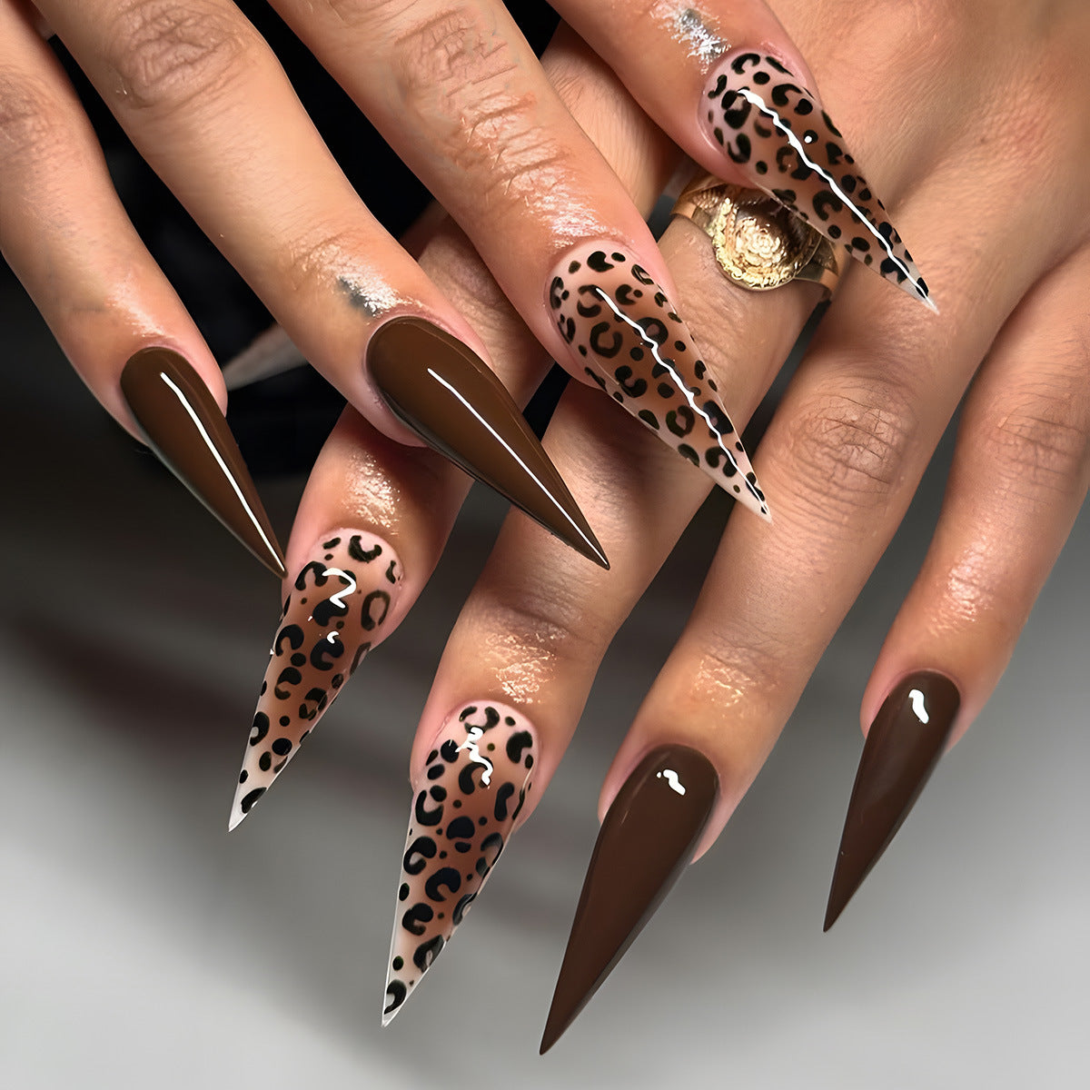 24pcs/Set Maillard Leopard Print Press On Nails