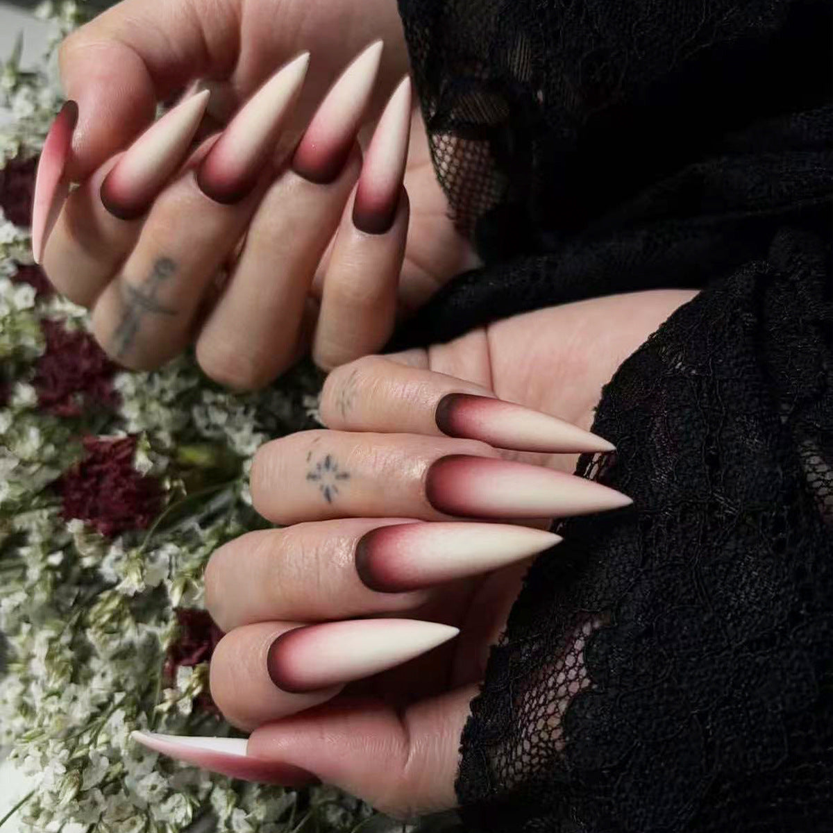 24pcs/Set Burgundy & Pink Gradient Matte Ombre Press-On Nails