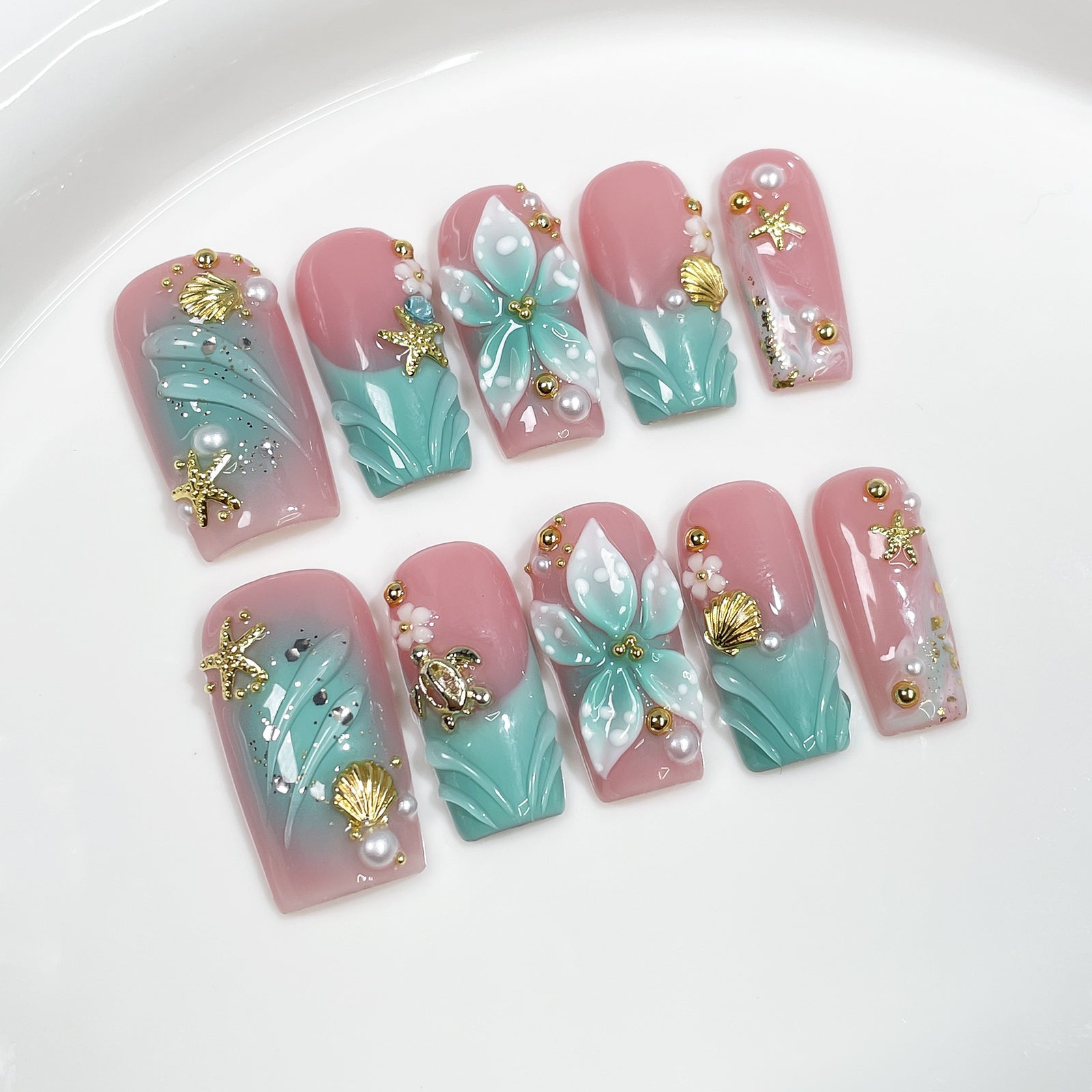 (Handmade) 10pcs/Set Ocean Blue 3D Sculpted French Press-On Nails