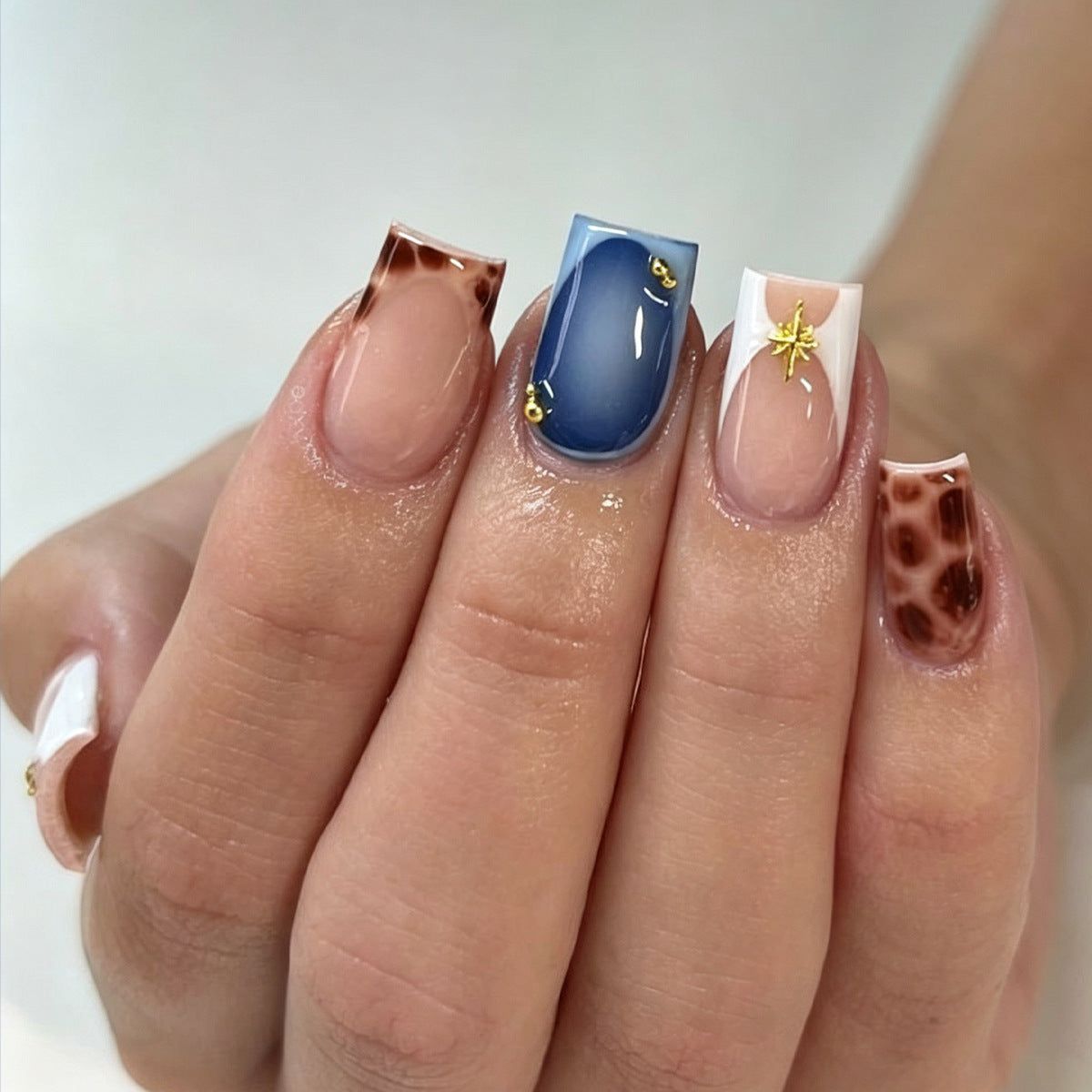 24pcs/Set Leopard French Press-On Nails