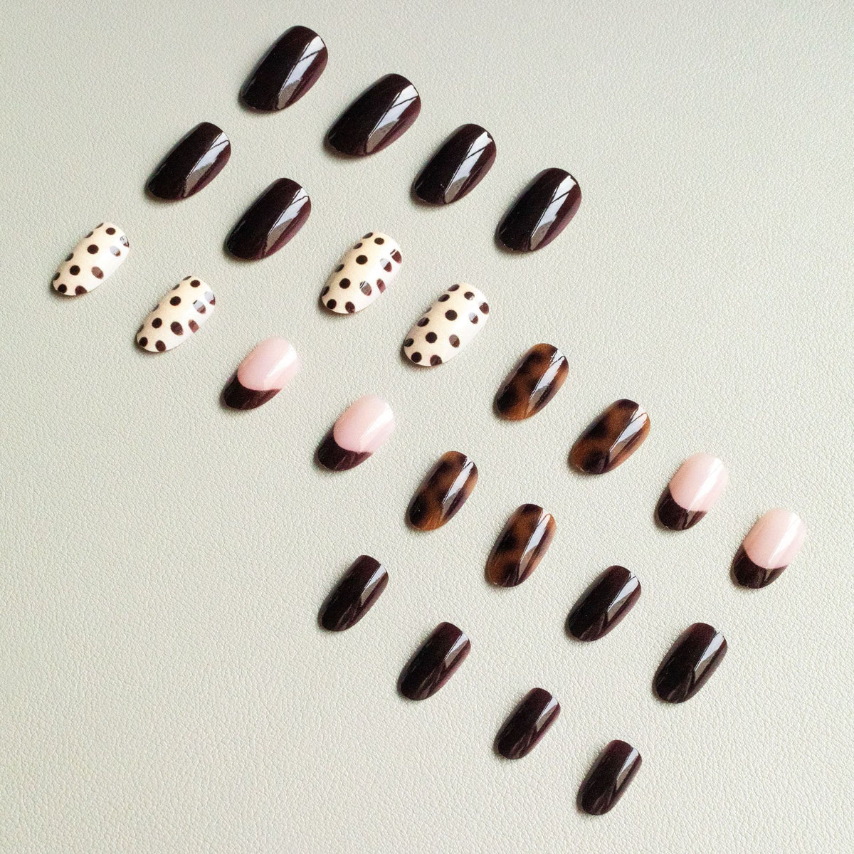 24pcs/Set Amber Leopard Print Press-On Nails