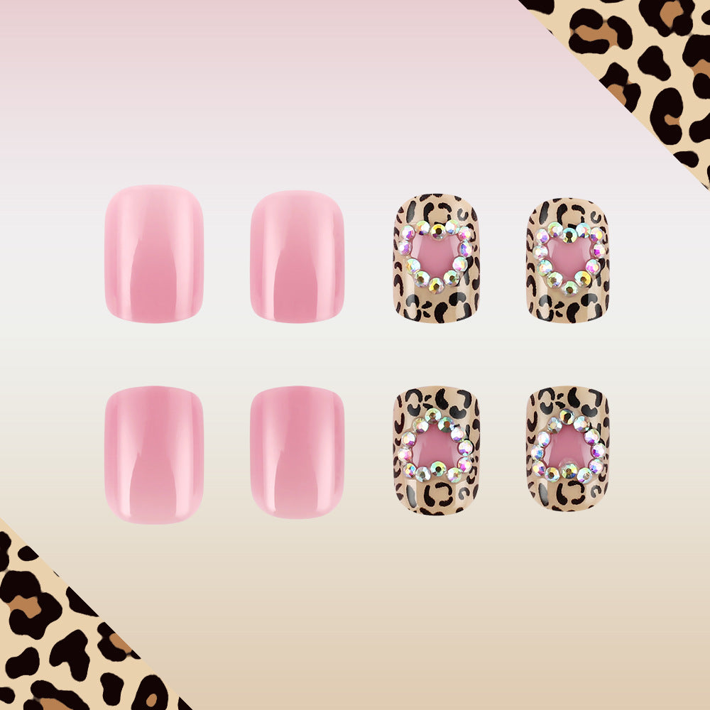 24pcs/Set Leopard Print Hearts with Rhinestones Press-On Nails
