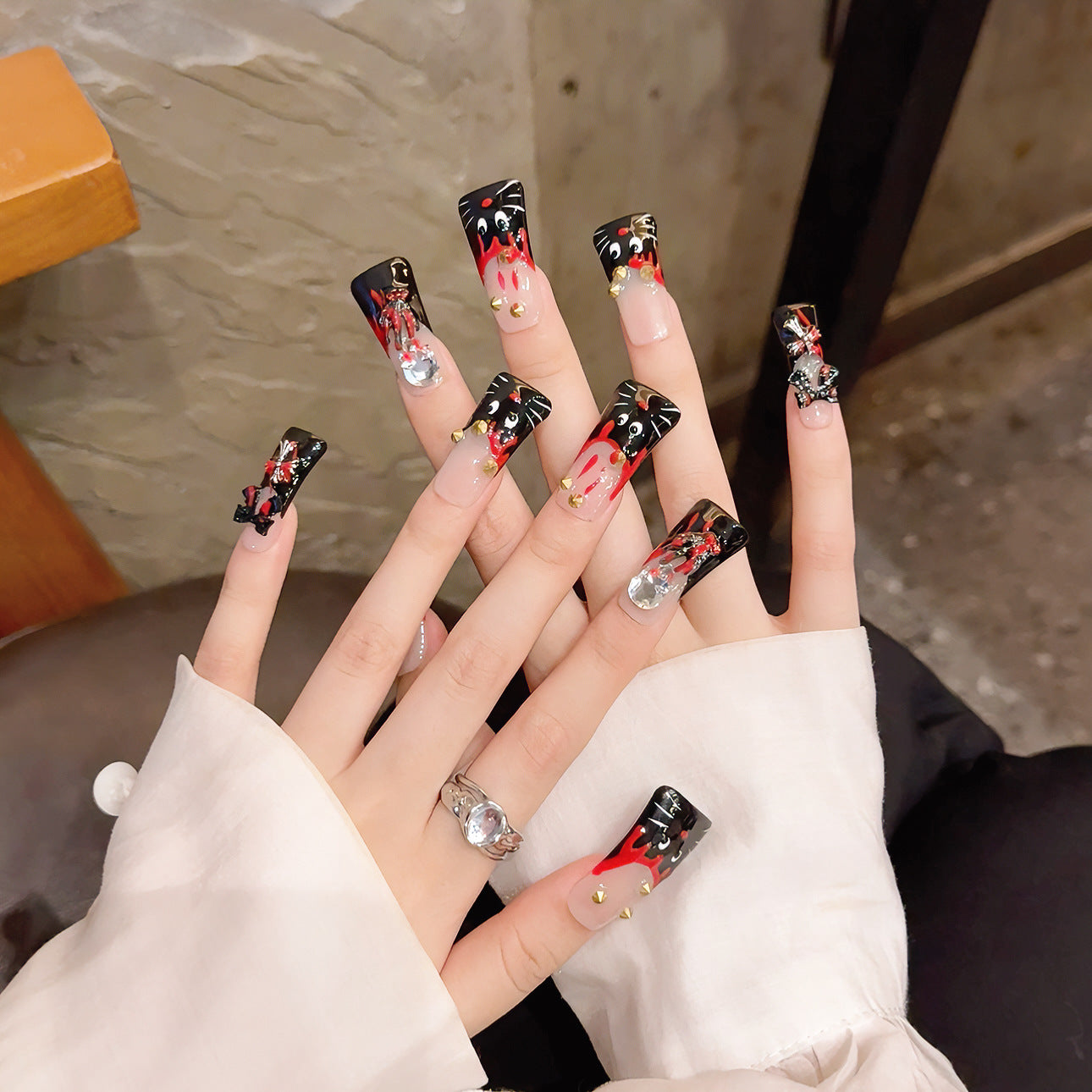 10pcs/Set Hand-Painted Cat Press-On Nails