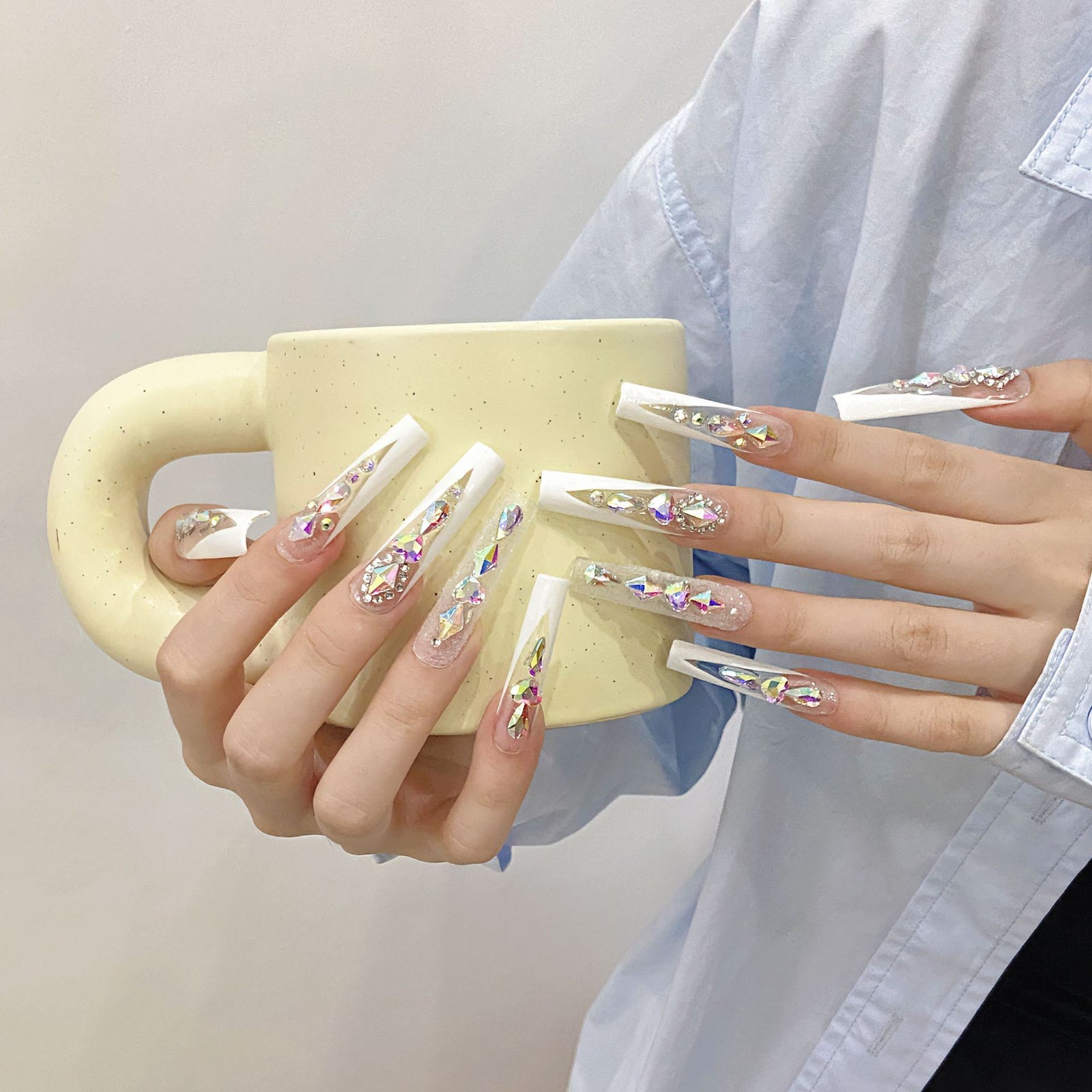 24pcs/Set Rhinestone Sparkling White Edge Press-On Nails