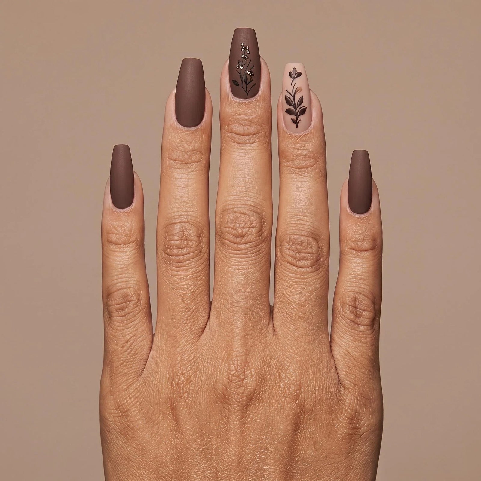 24pcs/Set Maillard Matte Texture Floral and Leaf Press-On Nails