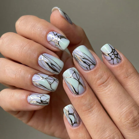 24pcs/Set Gradient Stripes Short Press-On Nails