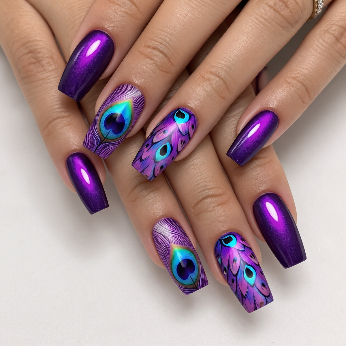 24pcs/Set Peacock Feather Pattern Press-On Nails