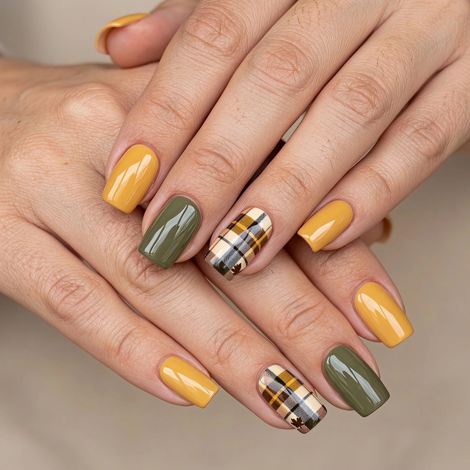 24pcs/Set Brown Stripes Press-On Nails