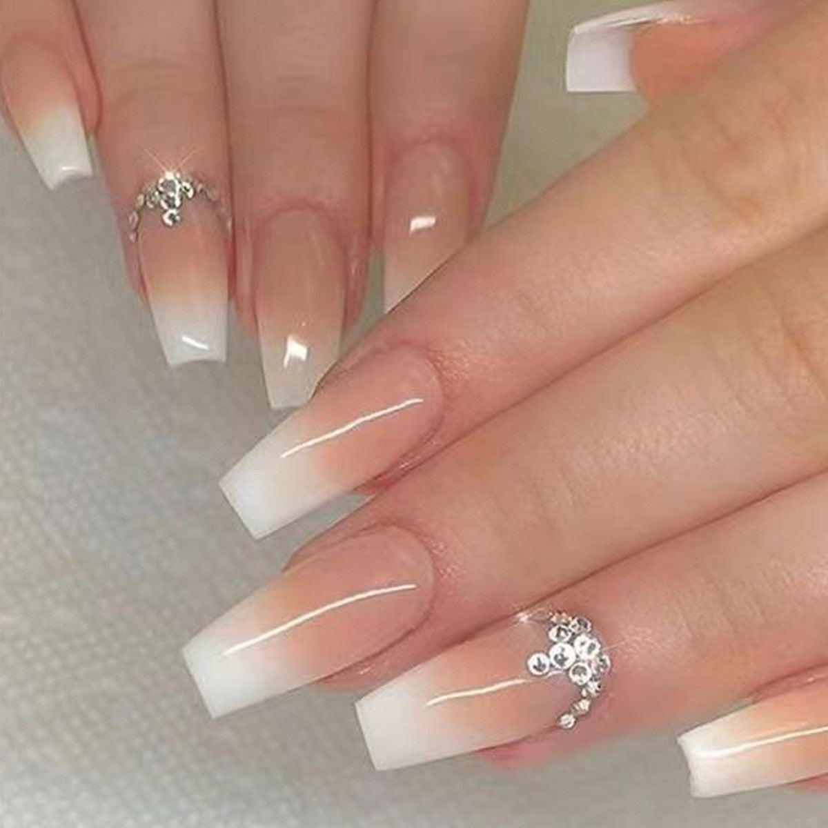 24pcs/Set Pink White Gradient Press-On Nails