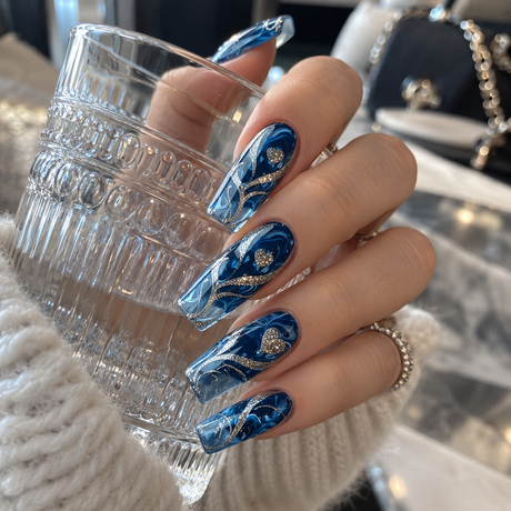 24pcs/Set Glitter Heart Blue Press-On Nails