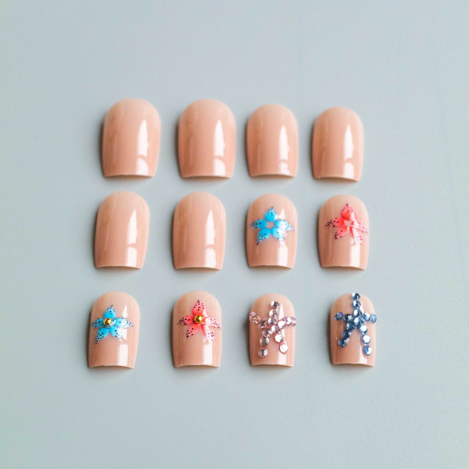 24pcs/Set Rhinestone 3D Flower Press-On Nails