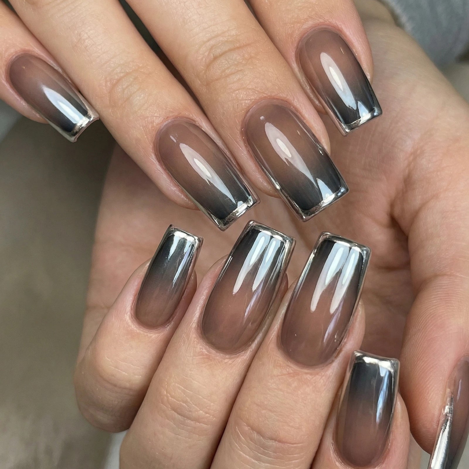 24pcs/Set Electroplated Silver Gradient French Press-On Nails
