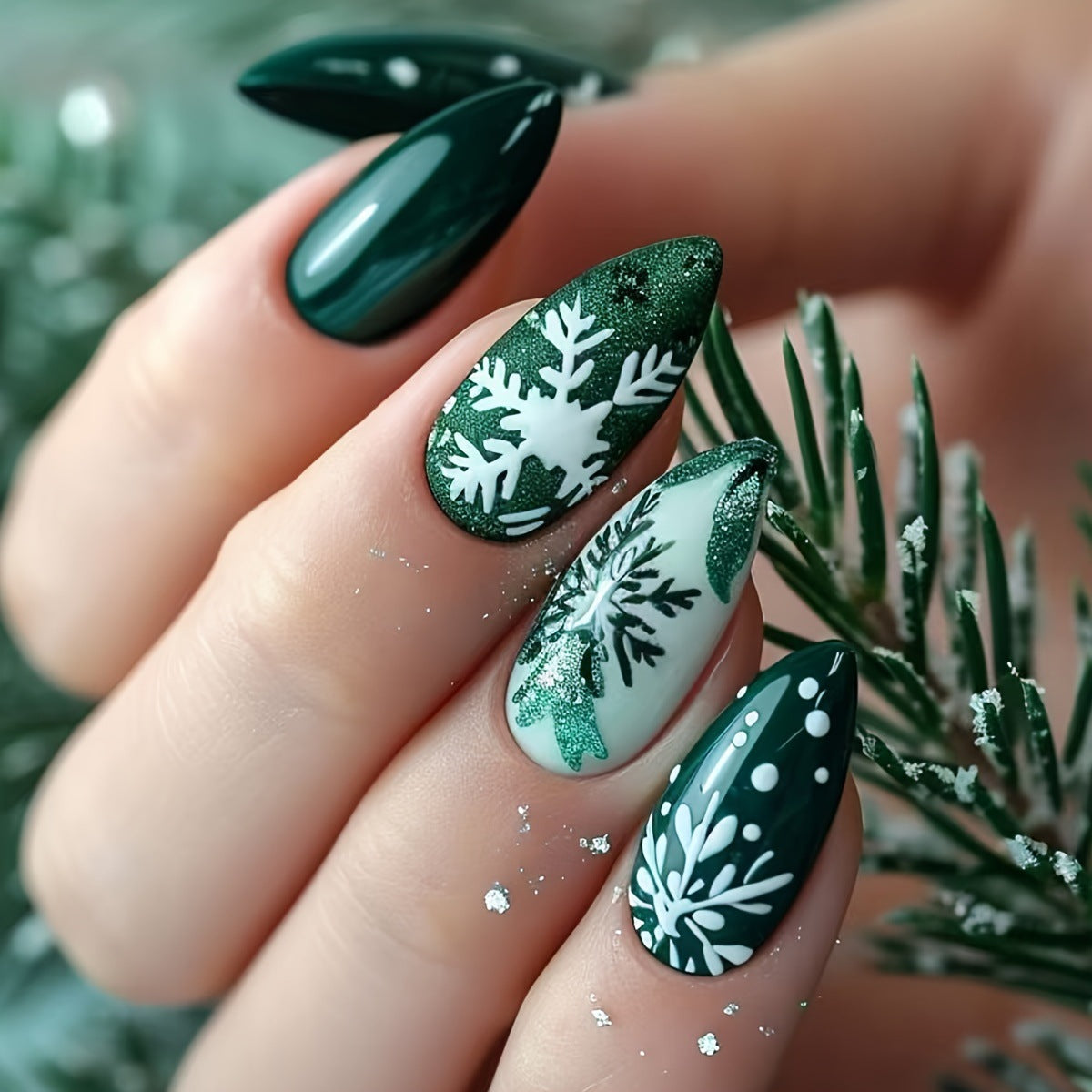 24pcs/Set Christmas Green & White Snowflakes Press-On Nails