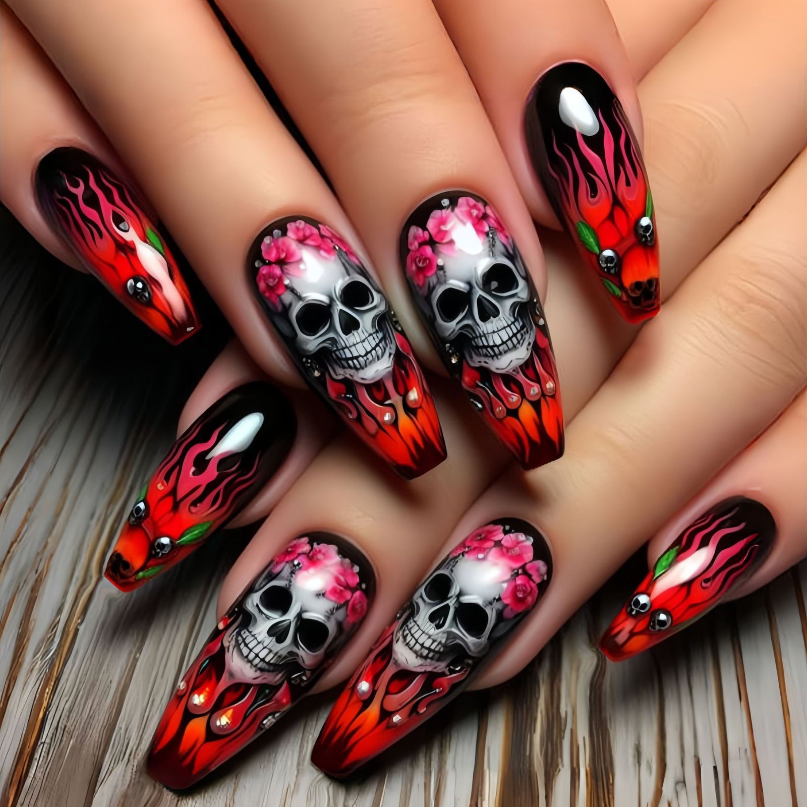 24pcs/Set Halloween Red Flame Horror Skull Press-On Nails