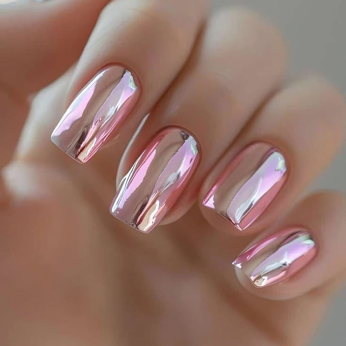 24pcs/Set Light Pink Iridescent Chrome Press-On Nails