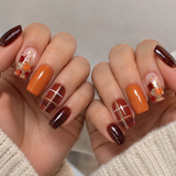 24pcs/Set Maple Leaf Lines with Gold Edges & Glitter Press-On Nails
